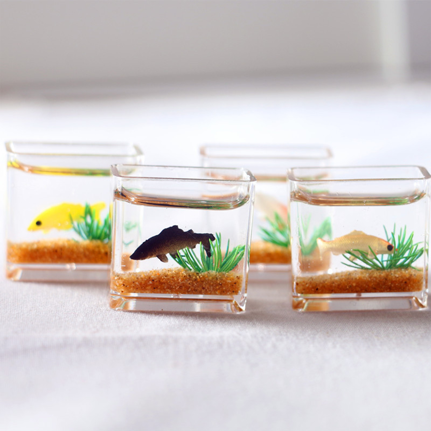 Dollhouse Miniature Glass Fish - Aquarium Fish Cichlid ulasan dan harga
